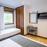 Alda Puerto Calderon 2*