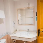 Alda Puerto Calderon Hotel 2*