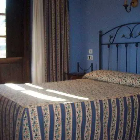 Alda Puerto Calderon מלון