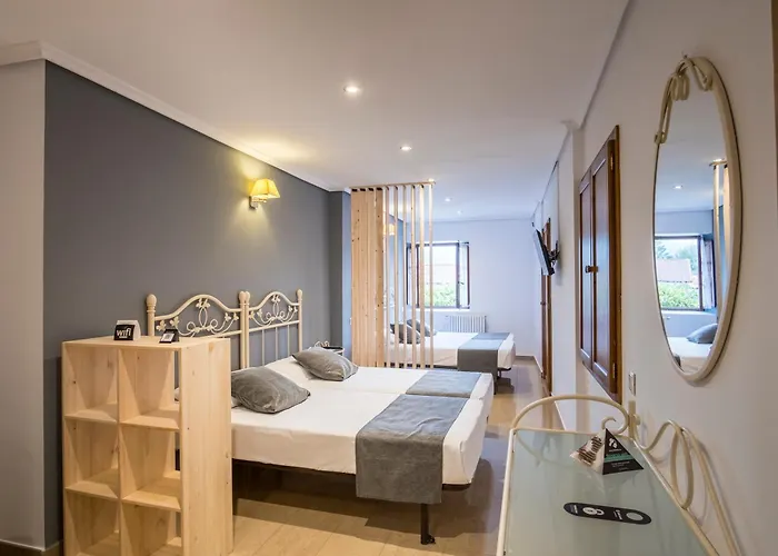 Alda Puerto Calderon 2*