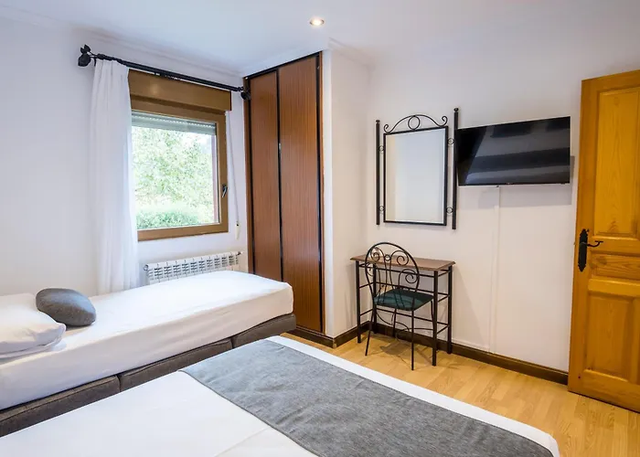 Alda Puerto Calderon 2*