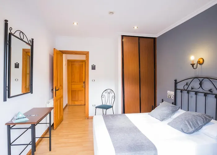 Alda Puerto Calderon Hotel 2*